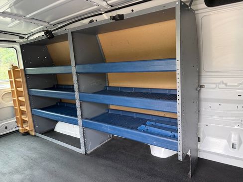 Used 2014 Ford E-250 and Econoline 250 image 20