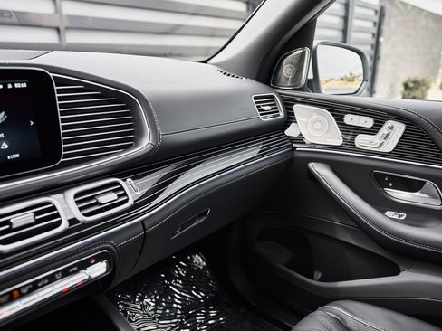 Used 2026 Mercedes-Benz Maybach GLS 600 4MATIC image 76