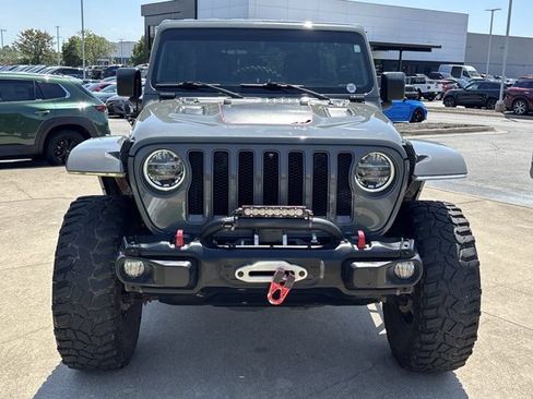Used 2018 Jeep Wrangler Unlimited Rubicon w/ Dual Top Group AWD/4WD image 12
