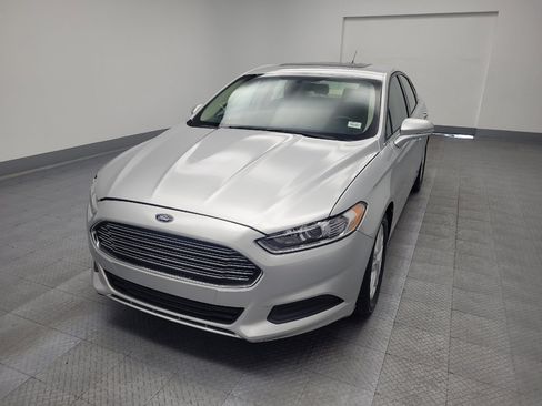 Used 2016 Ford Fusion SE FWD image 15