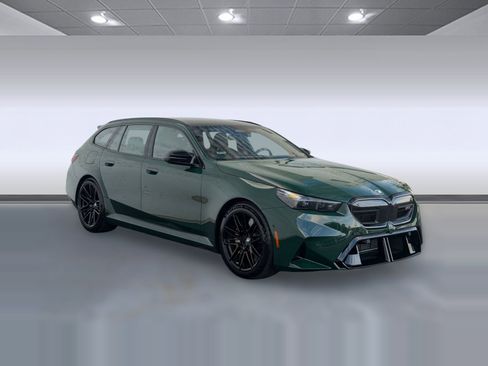 Used 2026 BMW M5 Touring w/ Executive Package AWD/4WD image 7