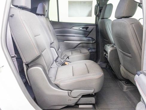 Used 2024 Chevrolet Traverse Z71 w/ LPO, Floor Liner Package image 43