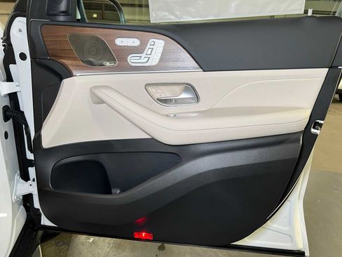New 2026 Mercedes-Benz GLE 450 4MATIC image 10
