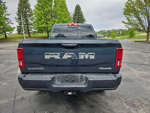 Used 2025 RAM 2500 Laramie AWD/4WD image 5