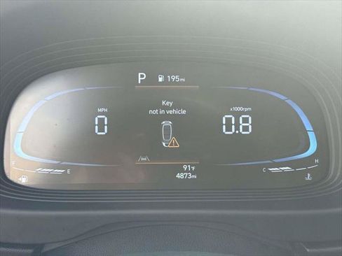 Certified 2026 Hyundai Venue SEL FWD image 25