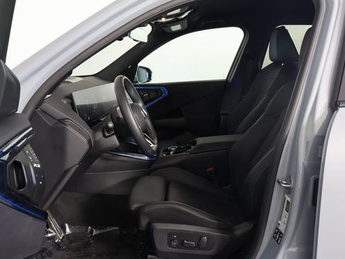 Used 2025 BMW X3 xDrive30i w/ M Sport Package image 10