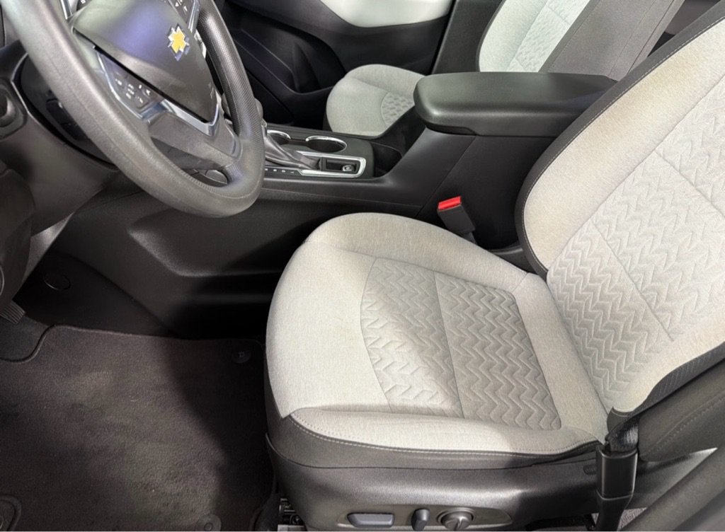 Used 2022 Chevrolet Equinox LS AWD/4WD image 12