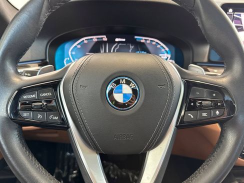 Used 2023 BMW 530e w/ Premium Package RWD image 30