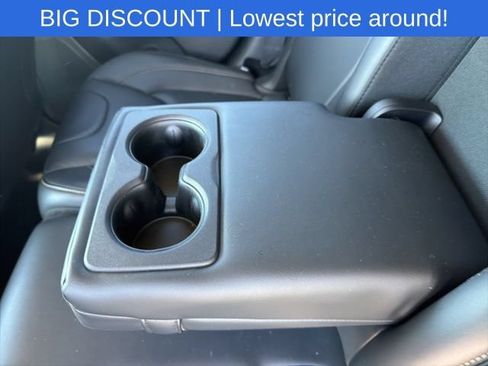 Used 2017 Jeep Cherokee Latitude w/ True North Edition AWD/4WD image 14
