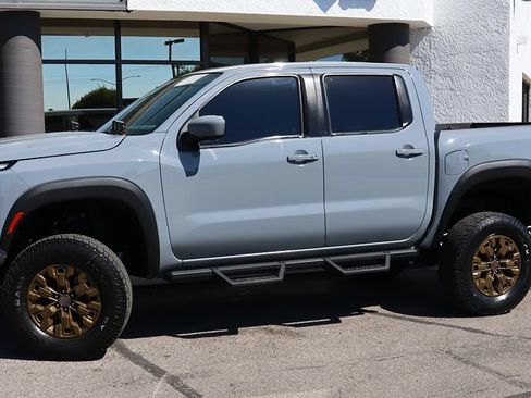 Used 2022 Nissan Frontier Pro-X RWD image 4