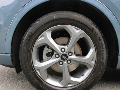 Used 2023 Ford Escape ST-Line w/ Tech Pack #1 image 9