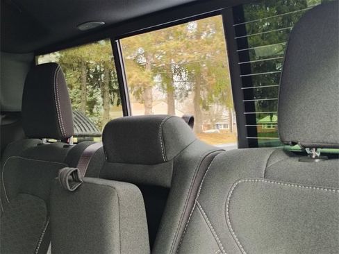 New 2026 RAM 1500 Big Horn w/ Night Edition image 32