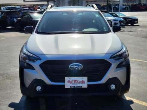 Used 2025 Subaru Outback Onyx Edition image 9