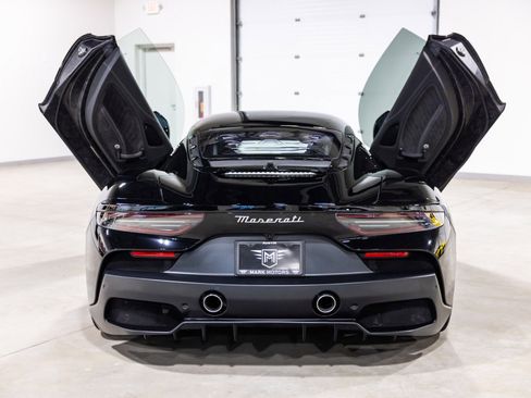 Used 2022 Maserati MC20 Coupe image 8