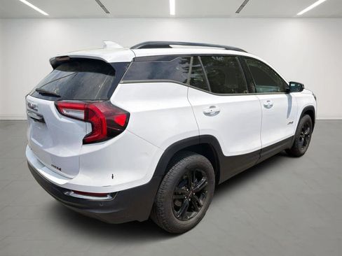 Used 2024 GMC Terrain AT4 AWD/4WD image 2