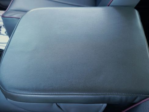 Used 2005 Dodge Ram 1500 Truck SLT image 25