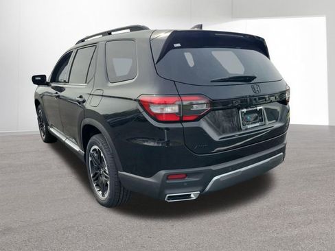 New 2026 Honda Pilot Touring image 14