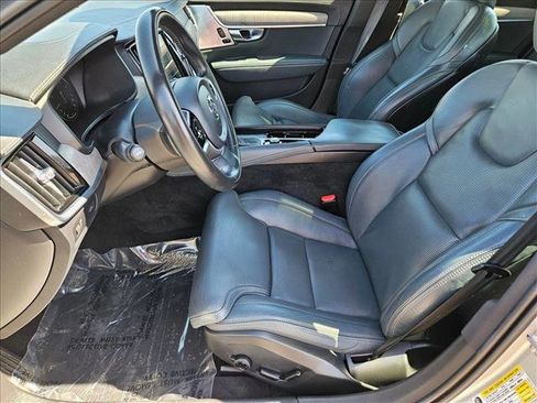 Used 2021 Volvo V90 T6 Inscription image 17