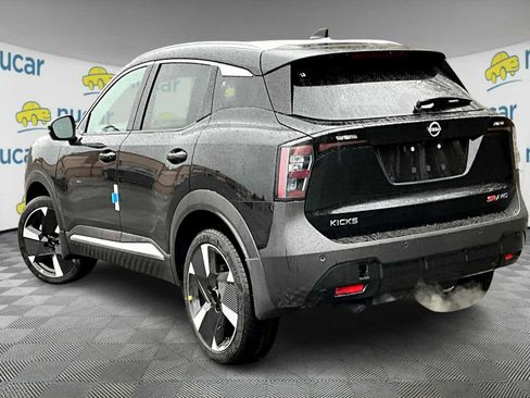 New 2026 Nissan Kicks SR w/ Cold Weather Package image 4