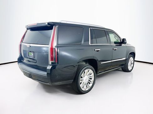 Used 2018 Cadillac Escalade Platinum image 9