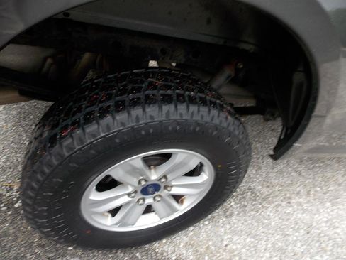 Used 2017 Ford F150 XLT AWD/4WD image 21