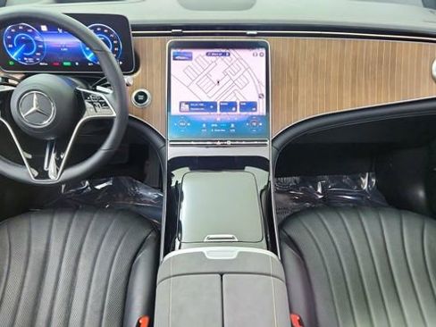 Used 2022 Mercedes-Benz EQS 450+ Sedan image 19
