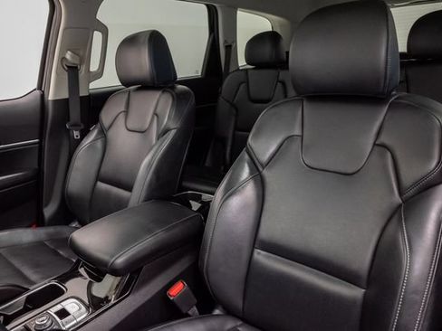 Certified 2025 Kia Telluride S AWD/4WD image 11