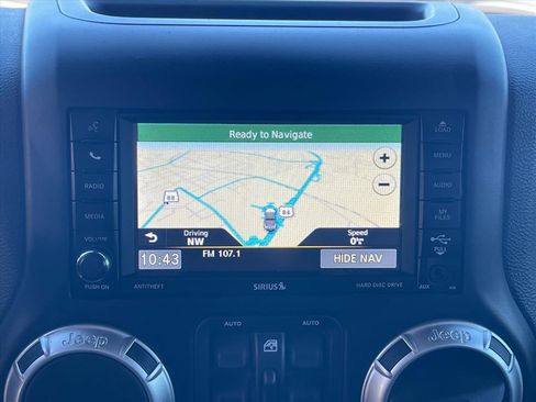 Used 2016 Jeep Wrangler Unlimited Sahara image 5