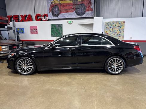Used 2015 Mercedes-Benz S 550 4MATIC Sedan image 4