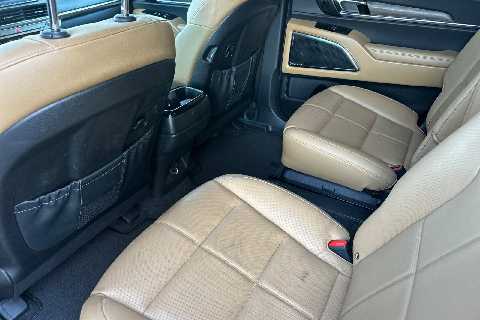 Used 2022 Kia Telluride SX w/ Towing Package FWD image 14