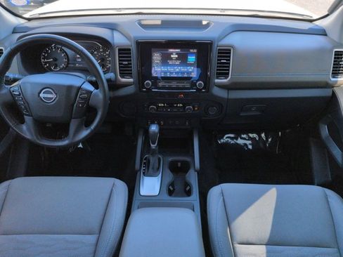 Certified 2022 Nissan Frontier SV RWD image 15