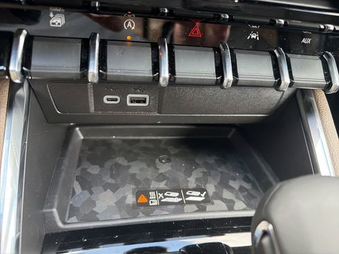 Used 2026 GMC Canyon Denali image 22