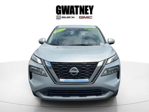 Used 2023 Nissan Rogue SV AWD/4WD image 2