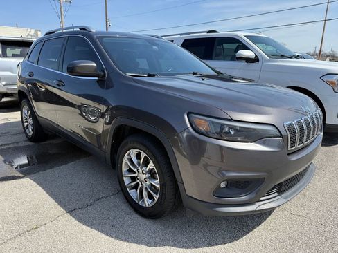 Used 2019 Jeep Cherokee Latitude Plus image 15