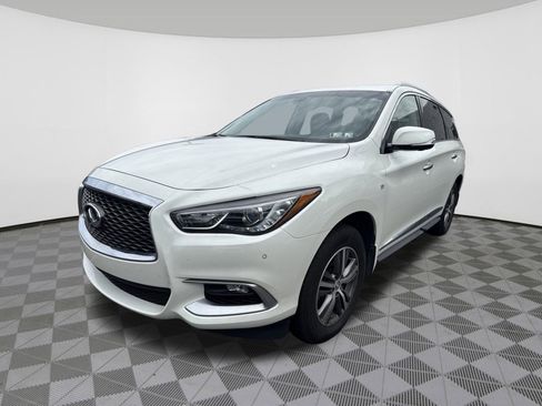 Used 2016 INFINITI QX60 Luxe w/ Premium Plus Package AWD/4WD image 3