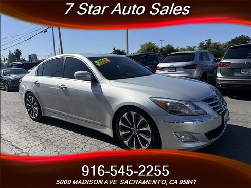 Used 2012 Hyundai Genesis 5.0 R-Spec RWD image 1