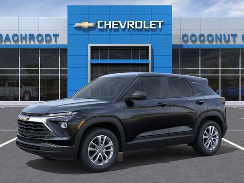 New 2026 Chevrolet TrailBlazer LS FWD image 2