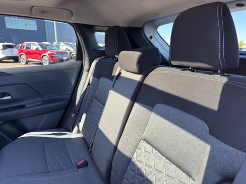 New 2026 Nissan Kicks SV w/ SV Premium Package image 33