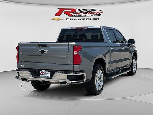 Used 2021 Chevrolet Silverado 1500 LTZ w/ LTZ Premium Package AWD/4WD image 5