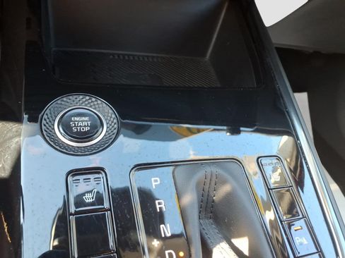 Used 2023 Kia Niro EX FWD image 20