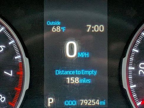Used 2019 Toyota RAV4 LE w/ All Weather Liner Package AWD/4WD image 10