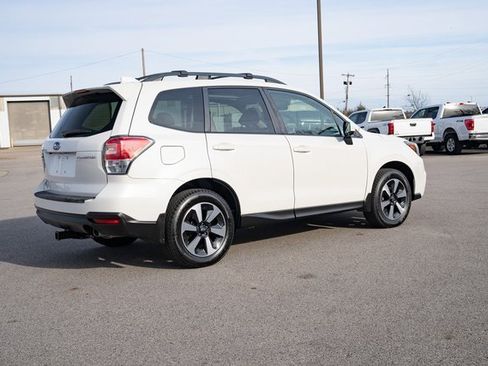 Used 2018 Subaru Forester 2.5i Premium image 6
