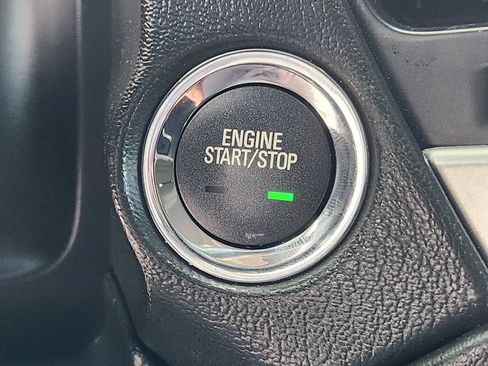 Used 2019 Chevrolet Suburban Premier RWD image 21