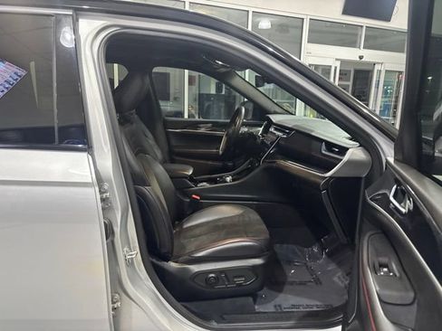 Used 2022 Jeep Grand Cherokee Trailhawk AWD/4WD image 41