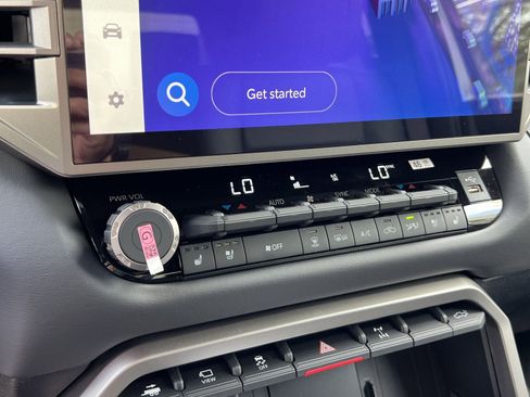 New 2026 Toyota Tundra Limited image 16