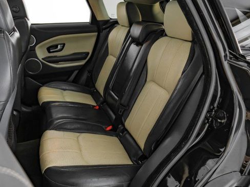 Used 2017 Land Rover Range Rover Evoque SE Premium image 36