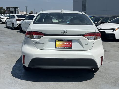 Used 2024 Toyota Corolla LE FWD image 6