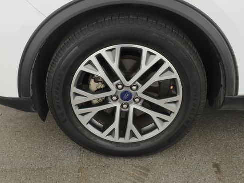 Used 2022 Ford Escape SEL FWD image 5