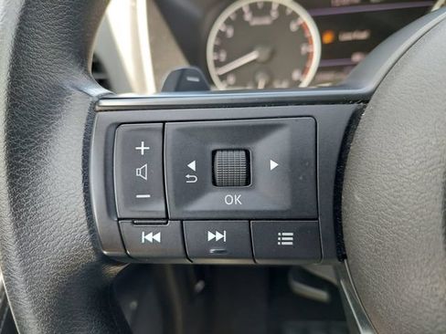 Used 2024 Nissan Rogue SV AWD/4WD image 33