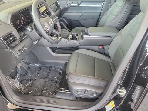 New 2026 GMC Terrain AT4 w/ Convenience Package III AWD/4WD image 9